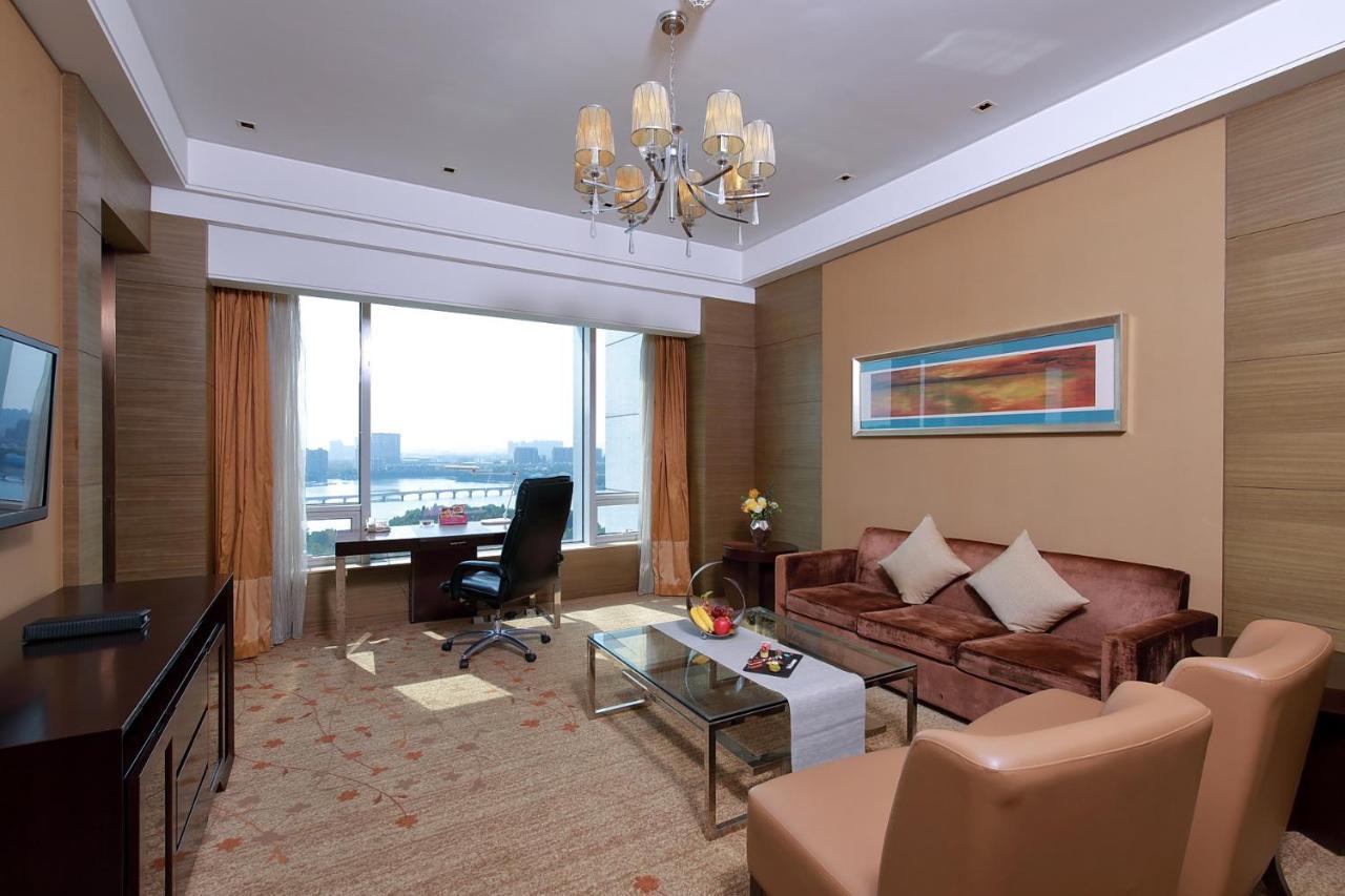 Crowne Plaza Nanjing Jiangning By Ihg Hotel Buitenkant foto